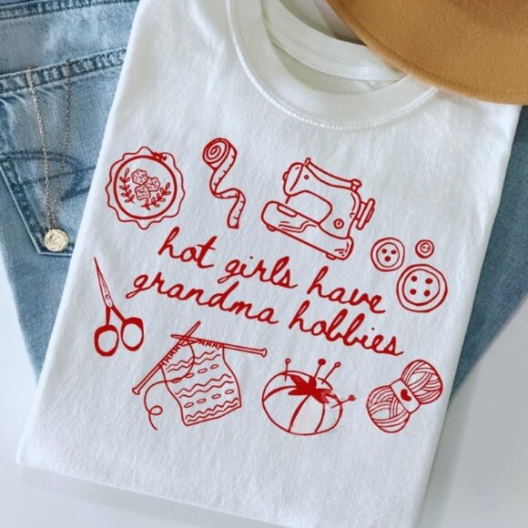 Tops - Vintage Style Grandma Core Graphic, Thrifting Trendy Shirt
